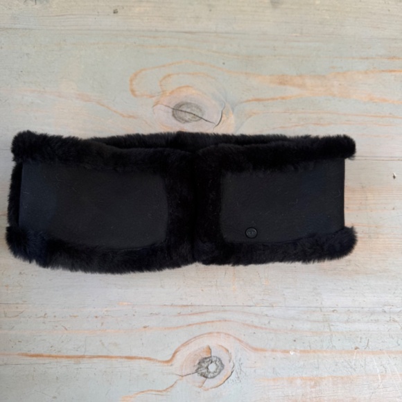 UGG Accessories - ugg sheepskin and suede black headband NEW
